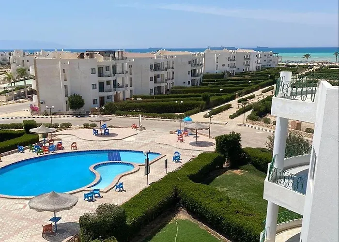 Golden 2 Sea View Apartment *
