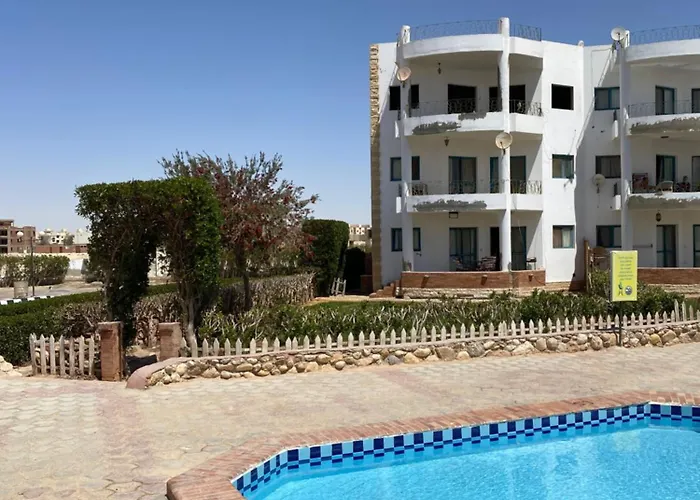 Golden 2 Sea View Apartment Ras Sedr